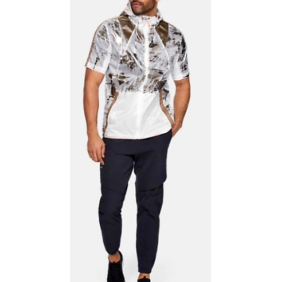 Men's UA Perpetual Short Sleve Windbreaker NWT - Picture 3 of 13